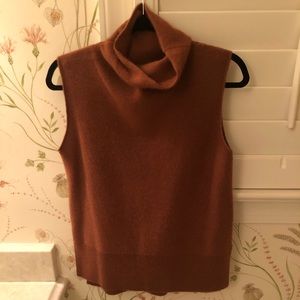 Vince Cashmere Sleeveless Turtleneck